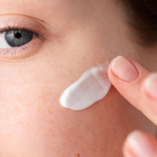 Ceramiden in skincare: de sleutel tot een sterke huidbarrière